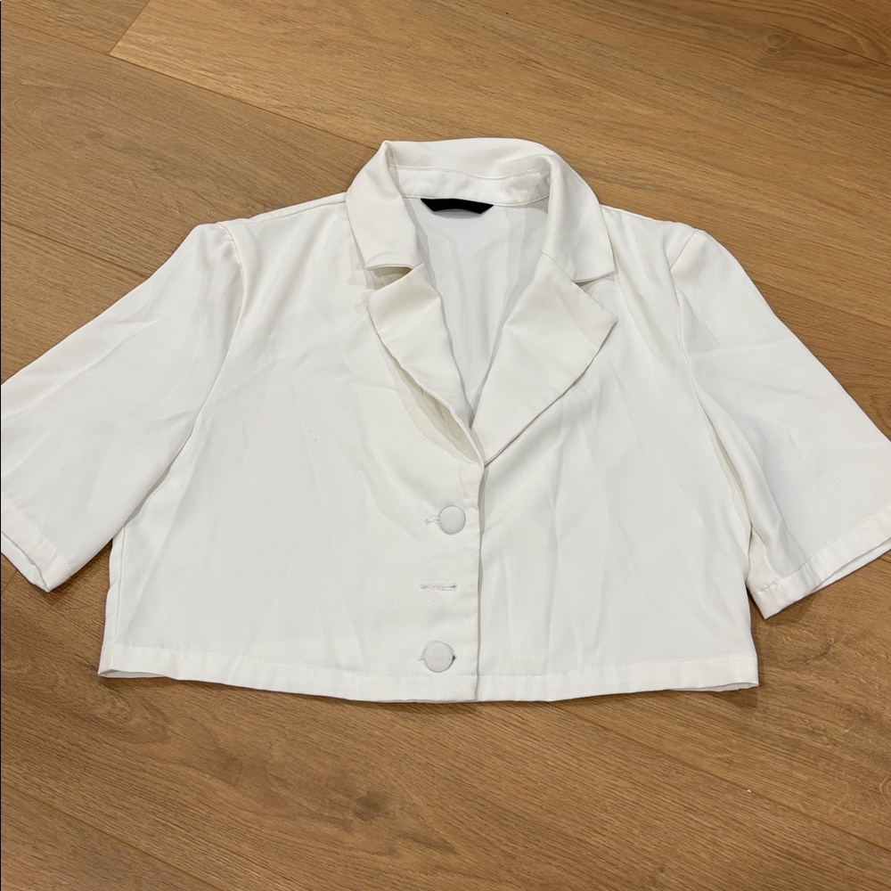 White Short Sleeve Blazer